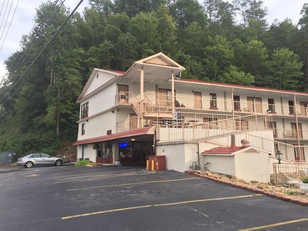 Bear Mount Inn & Suites Pigeon Forge Zewnętrze zdjęcie
