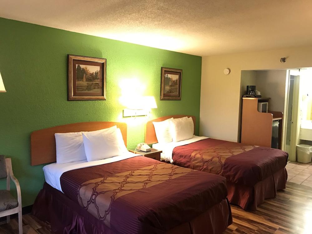 Bear Mount Inn & Suites Pigeon Forge Zewnętrze zdjęcie