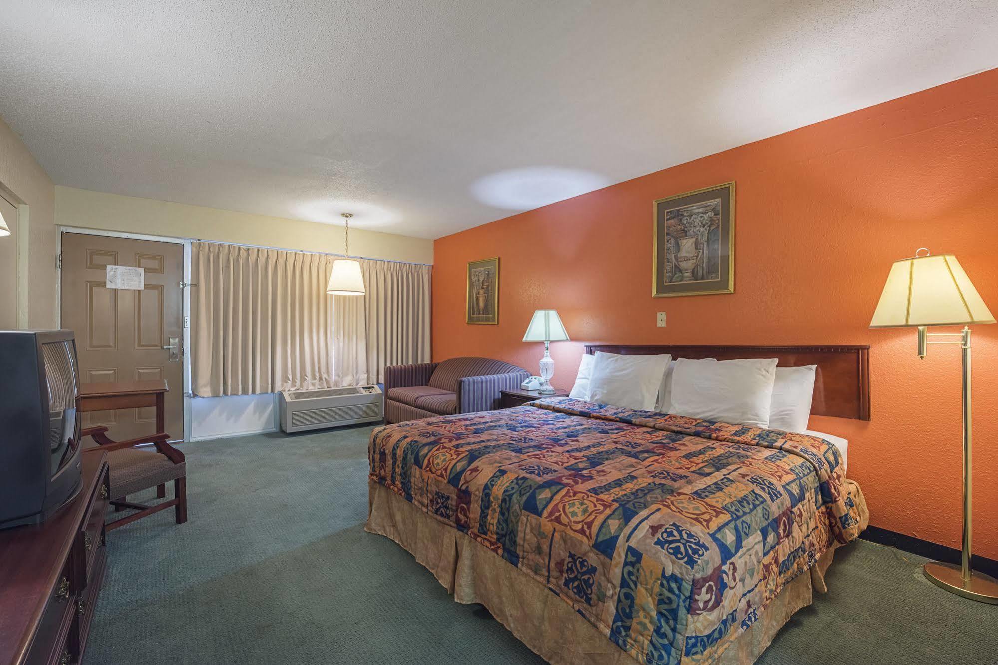 Bear Mount Inn & Suites Pigeon Forge Zewnętrze zdjęcie