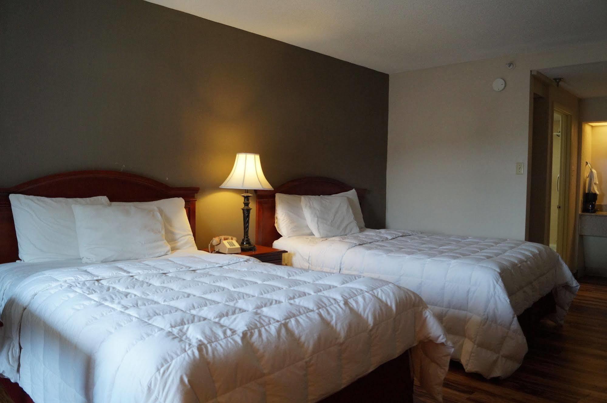 Bear Mount Inn & Suites Pigeon Forge Zewnętrze zdjęcie